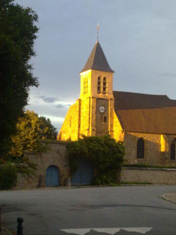 Maison Prairie Bonheur Bed & Breakfast Magny-les-Hameaux Exterior photo