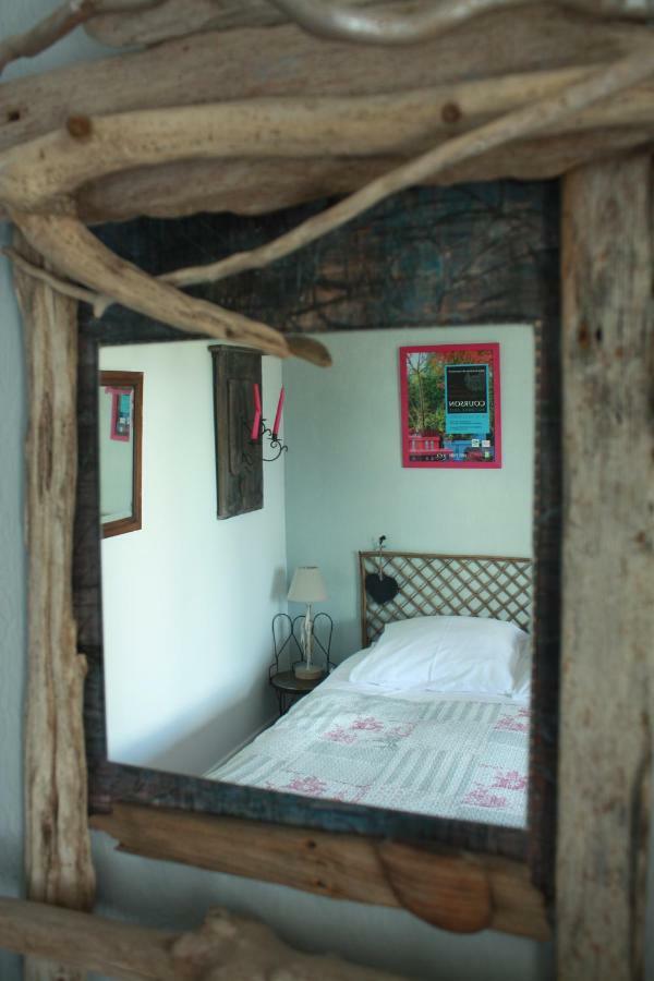 Maison Prairie Bonheur Bed & Breakfast Magny-les-Hameaux Exterior photo